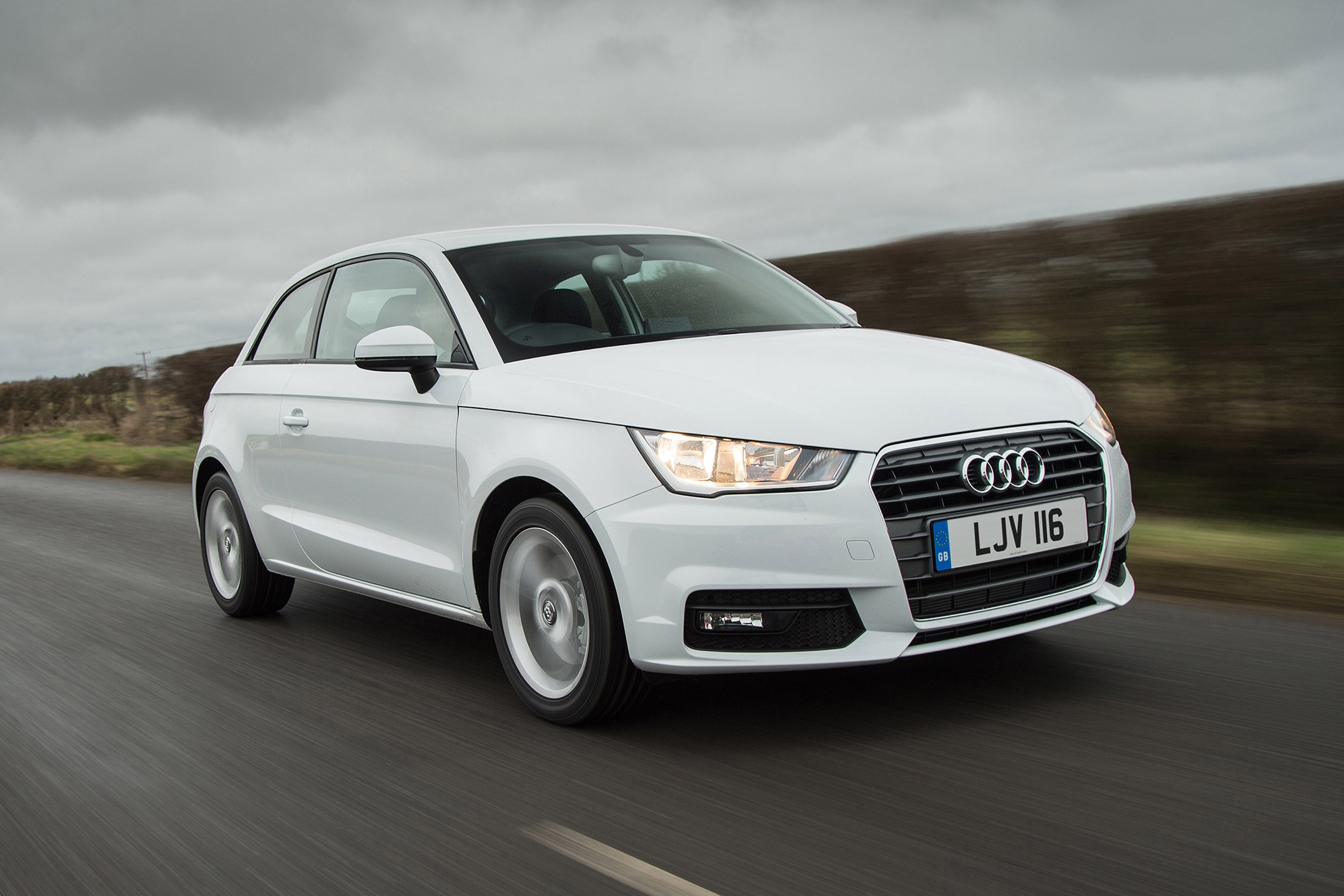 new-audi-a1-2015-facelift-review-auto-express
