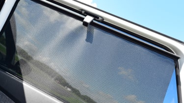 Peugeot 5008 - window screen