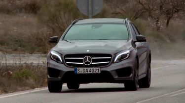 Mercedes GLA video