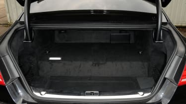 Audi A8L Hybrid 2.0 TFSI boot
