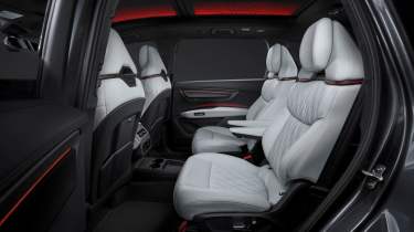Audi Q9 - rear seats