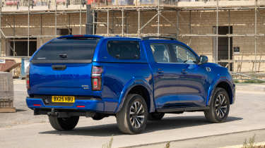 GWM Poer300 - rear static