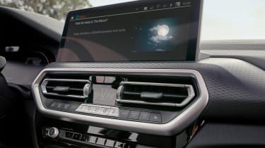 New BMW iX3 2021 facelift screen