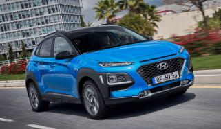 Hyundai Kona hybrid - front