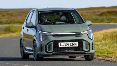 Kia Picanto facelift UK - front cornering