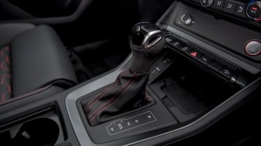 Audi RS Q3 - gear selector