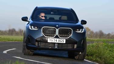 BMW X3 - full width, front