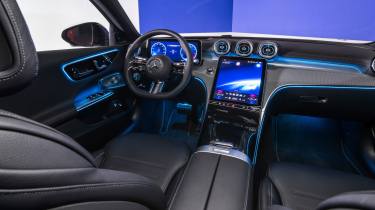 Mercedes C-Class facelift - interior