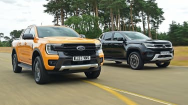 Ford Ranger and Volkswagen Amarok - front tracking