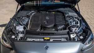 Mercedes C-Class - engine