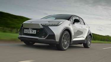 Toyota C-HR - main image