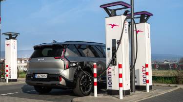 Kia EV9 GT - charging