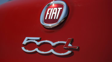 Fiat 500L badge