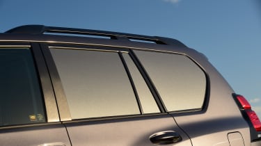 Toyota Land Cruiser Utility Commercial - windows