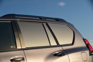 Toyota Land Cruiser Utility Commercial - windows