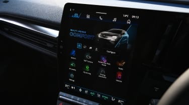 Renault Megane - infotainment screen 