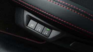 Long-term test review Peugeot 308 GTi - seat memory
