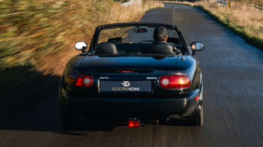 Electrogenic Mazda MX-5 - dynamic rear end