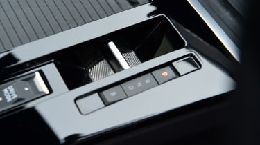 Vauxhall Astra - gear selector
