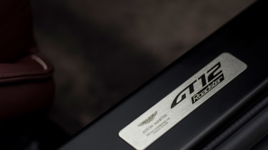 Aston Martin Vantage GT12 Roadster - sill plate
