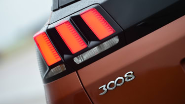 Peugeot 3008 brown - rear light