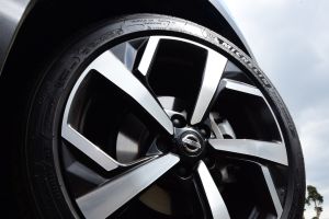 Nissan Qashqai - wheel