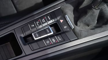 Porsche 911 Targa GTS buttons
