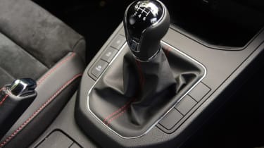 SEAT Ibiza - transmission