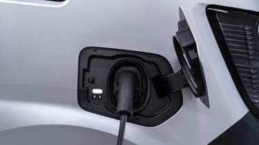 2024 Nissan Interstar - charging socket