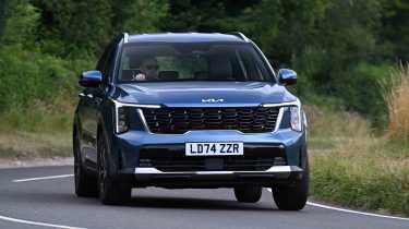 Kia Sorento - front full width