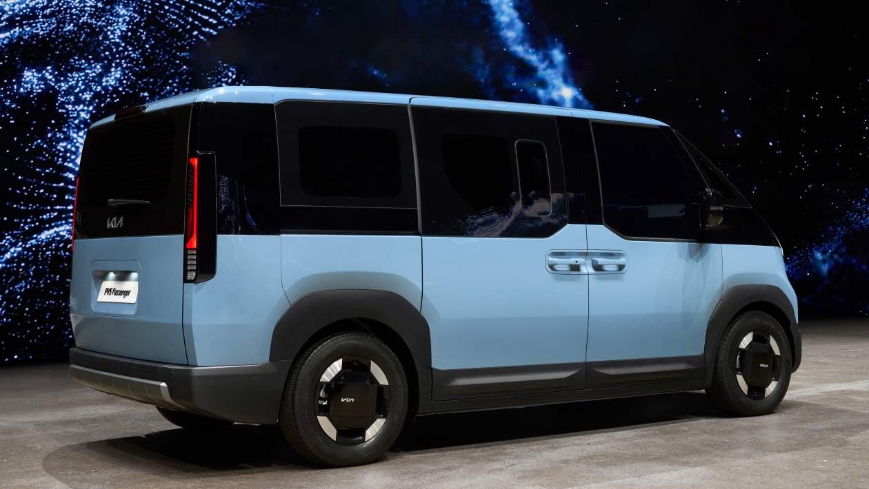 Kia%20PV5%20Passenger%202025-2.jpg