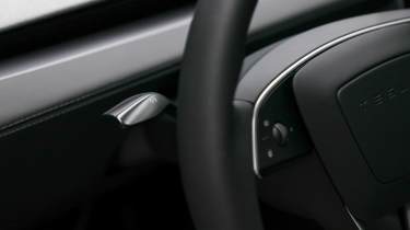 Tesla Model 3 indicator