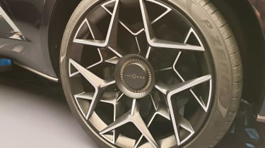 Lagonda All-Terrain concept alloy wheel