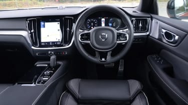 Used Volvo S60 Mk3 - dash