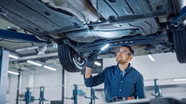 Record complaints about car repairers