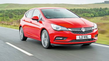 Vauxhall Astra BiTurbo 2016 - front tracking