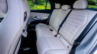 Mercedes GLC 400 - rear seats