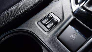 Subaru Impreza - buttons