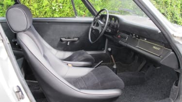Cool cars: the top 10 coolest cars - Porsche 911 interior