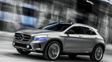 Mercedes Concept GLA front tracking