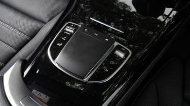 Mercedes EQC - centre console
