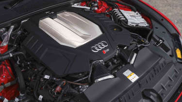 Audi RS 6 Avant - V8 engine detail