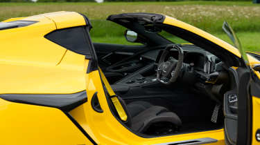 Chevrolet Corvette - door open