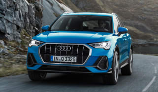 Audi Q3 - front action