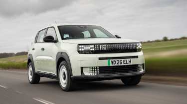 Fiat Grande Panda Electric - front tracking 