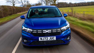 Dacia Sandero 1.0 TCe Expression - front tracking