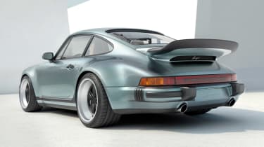 Singer Porsche 911 - rear
