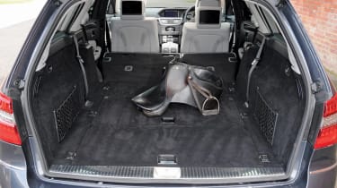 Mercedes E-Class Estate boot