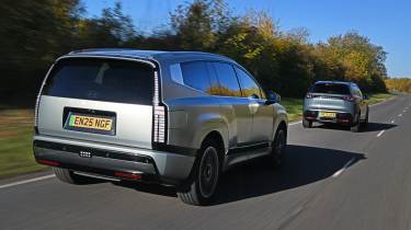 Hyundai Ioniq 9 vs Peugeot E-5008 - rear 3/4