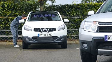 Dacia Duster vs used Nissan Qashqai front static